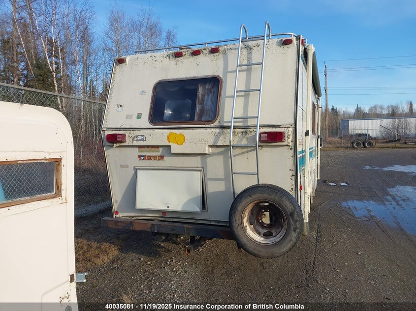 1984 Ford Econoline E350 Cutaway Van VIN: 1FDKE3018EHA89860 Lot: 40035081