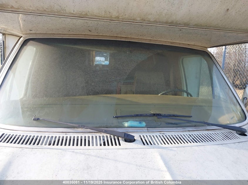 1984 Ford Econoline E350 Cutaway Van VIN: 1FDKE3018EHA89860 Lot: 40035081