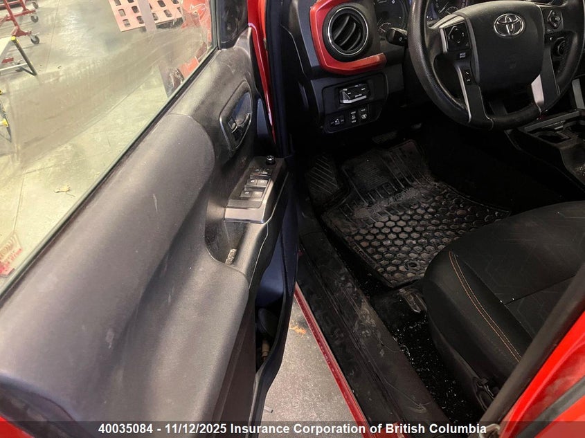 5TFDZ5BN3HX020601 2017 TOYOTA TACOMA photo no. 42
