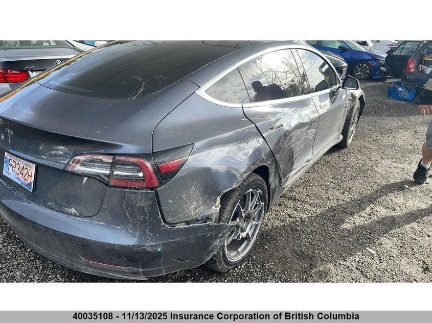 5YJ3E1EA1LF718894 2020 TESLA MODEL 3 photo no. 4