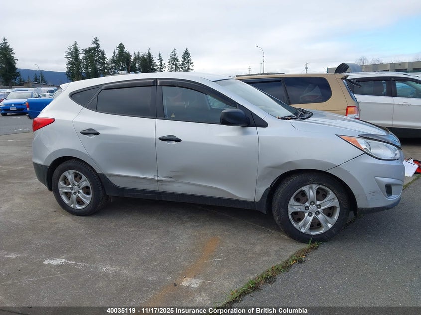 2013 Hyundai Tucson Gl VIN: KM8JTCAC4DU738321 Lot: 40035119