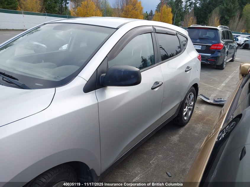 2013 Hyundai Tucson Gl VIN: KM8JTCAC4DU738321 Lot: 40035119