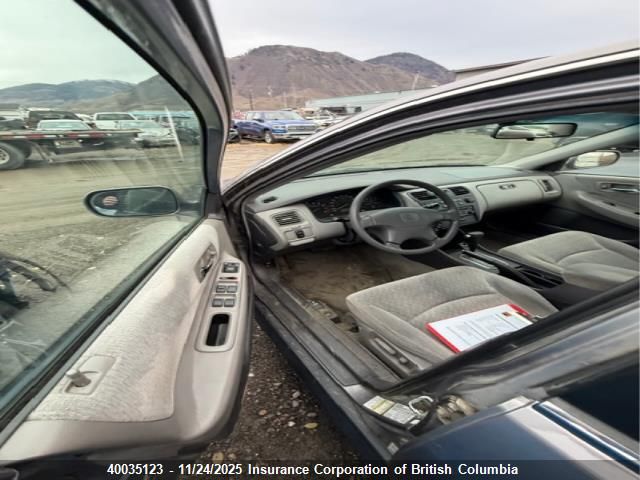 2001 Honda Accord Lx VIN: 1HGCG16401A803784 Lot: 40035123