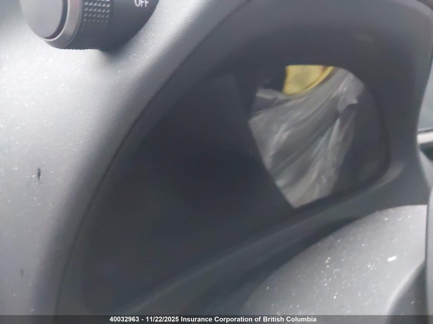 2025 Lexus Ux 300H Base/300H Premium/300H F Sport Design/300H F Sport Handling VIN: JTHUCJDH7S2006320 Lot: 40032963