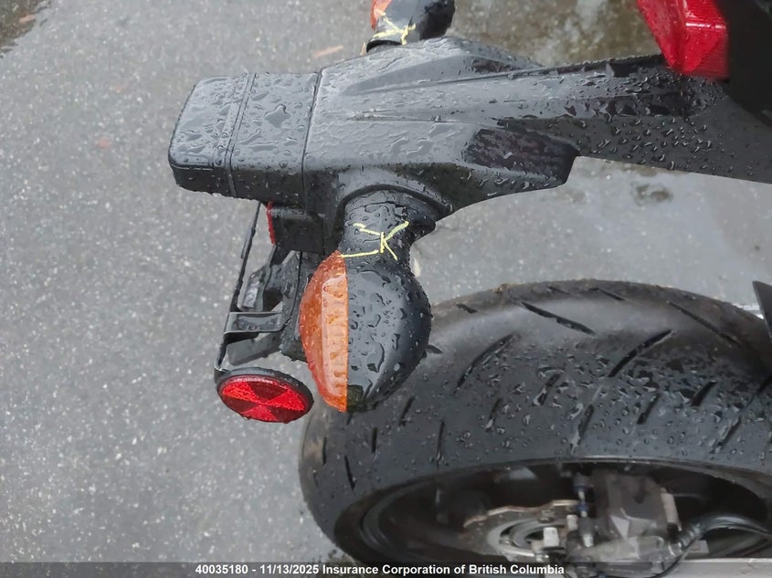 MLHRC7466E5000176 2014 HONDA CBR photo no. 18