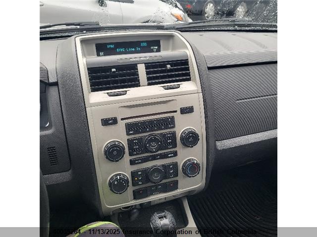 2011 Ford Escape Xlt VIN: 1FMCU9DG2BKA01599 Lot: 40035264