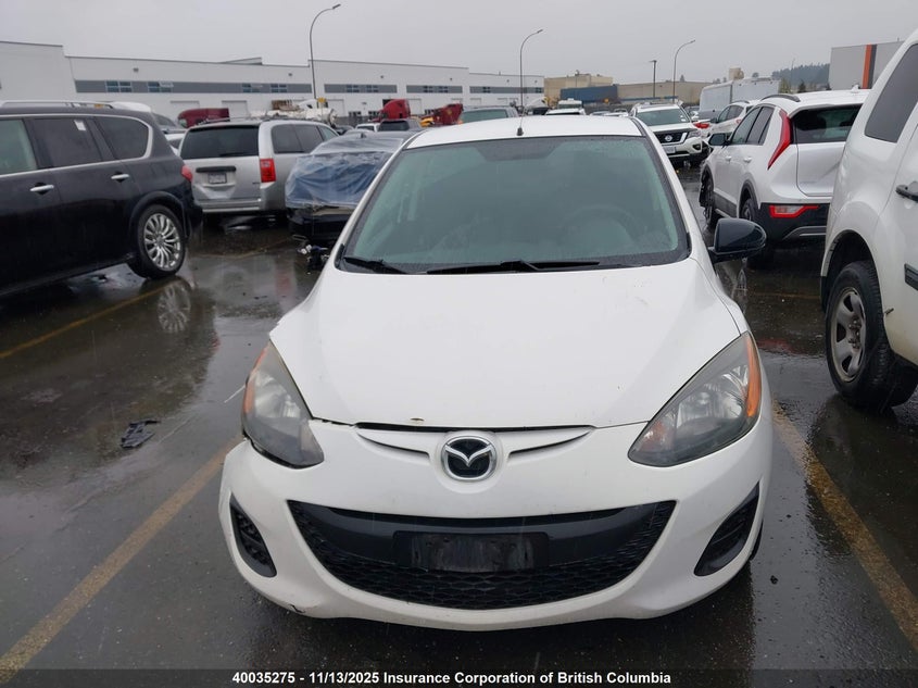 JM1DE1KY2D0164240 2013 MAZDA 2 photo no. 12