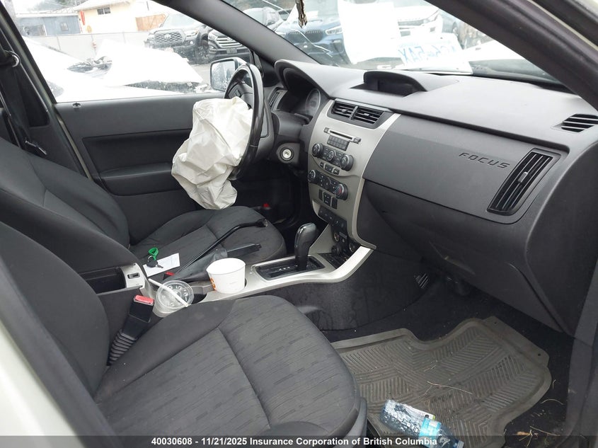 1FAHP3FN0AW244951 2010 FORD FOCUS photo no. 5