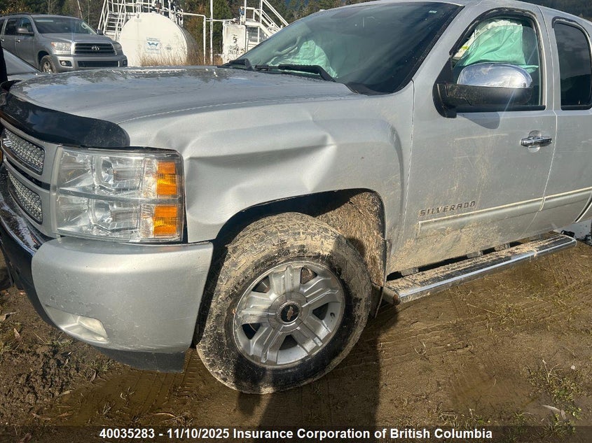 1GCRKTE76CZ147853 2012 CHEVROLET SILVERADO photo no. 2