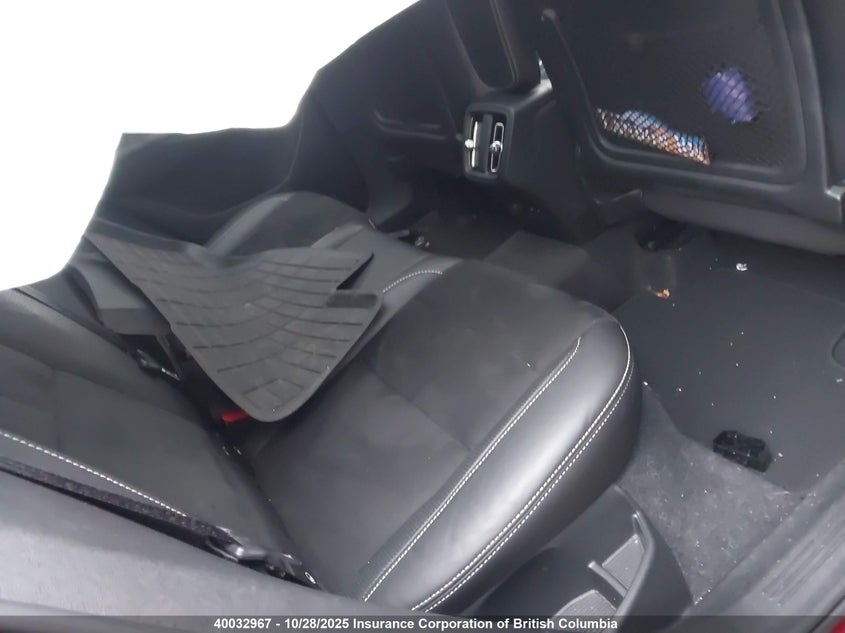 YV4162UM2L2246131 2020 VOLVO XC40 photo no. 8