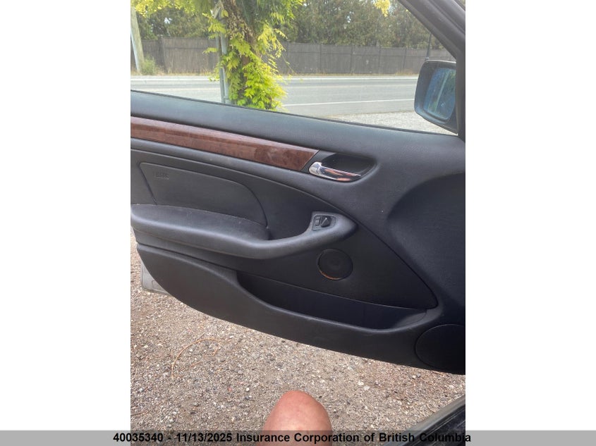 WBAAM3341YCA89922 2000 BMW 3ER photo no. 9