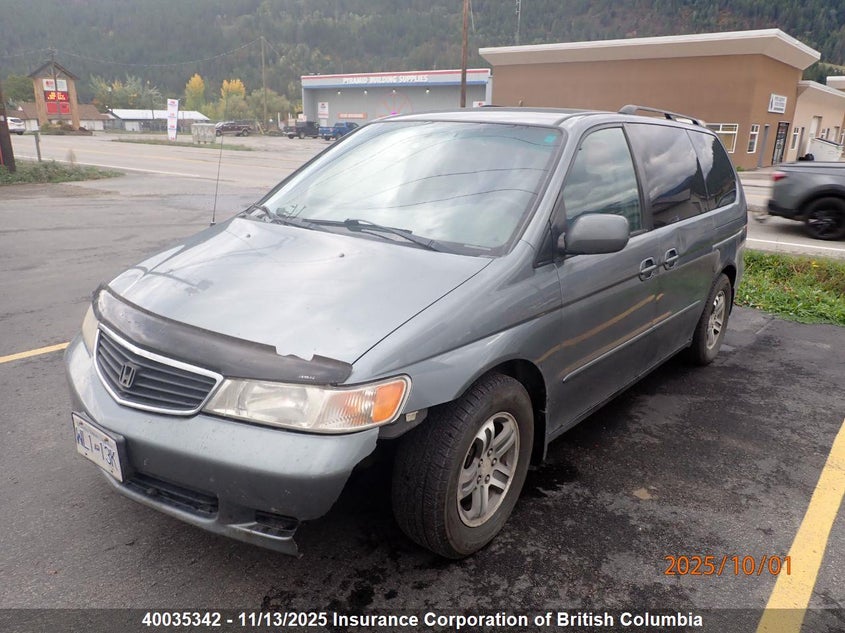 2HKRL1865YH011975 2000 HONDA ODYSSEY photo no. 2