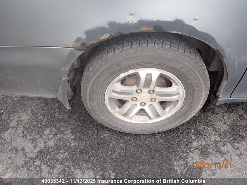 2HKRL1865YH011975 2000 HONDA ODYSSEY photo no. 8