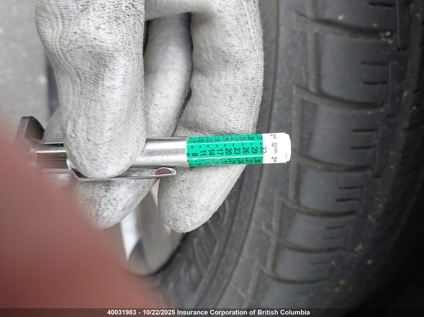 2014 Chrysler 200 Lx VIN: 1C3CCBAB1EN230032 Lot: 40031983