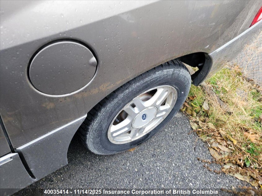 2FMZA56204BB25087 2004 FORD FREESTAR photo no. 3
