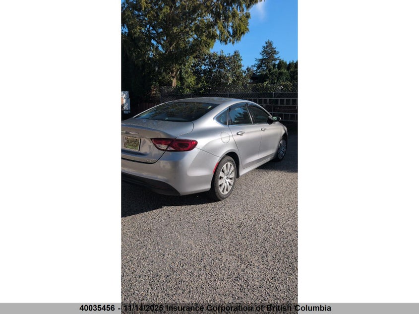 1C3CCCFB5FN550017 2015 CHRYSLER 200 photo no. 4