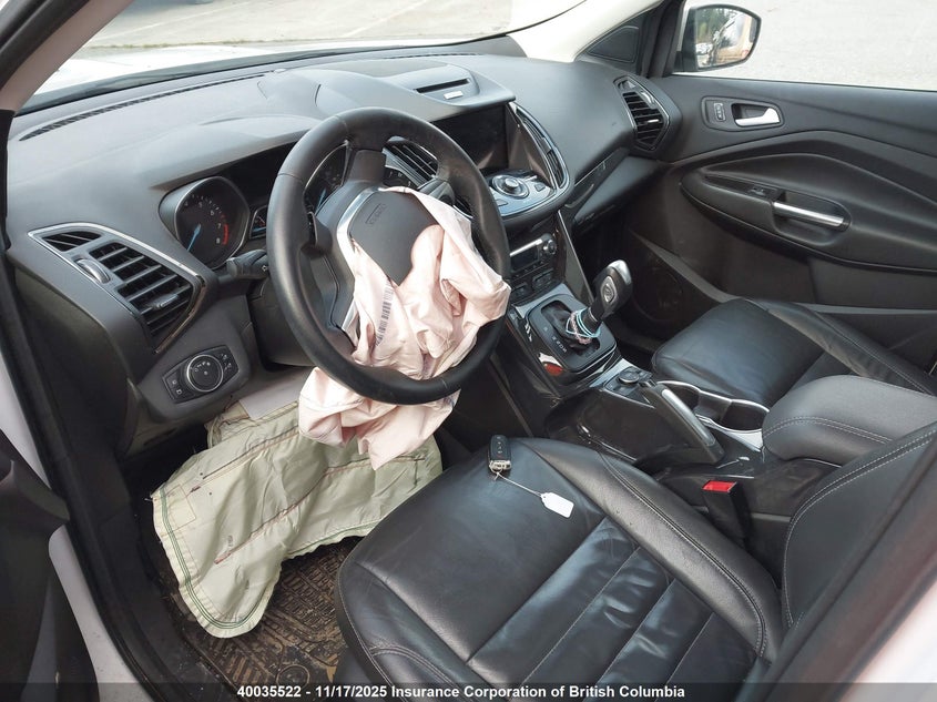 1FMCU9J95GUA00545 2016 FORD ESCAPE photo no. 5