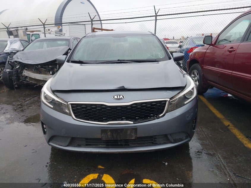 2018 Kia Forte VIN: 3KPFK4A70JE252959 Lot: 40035553