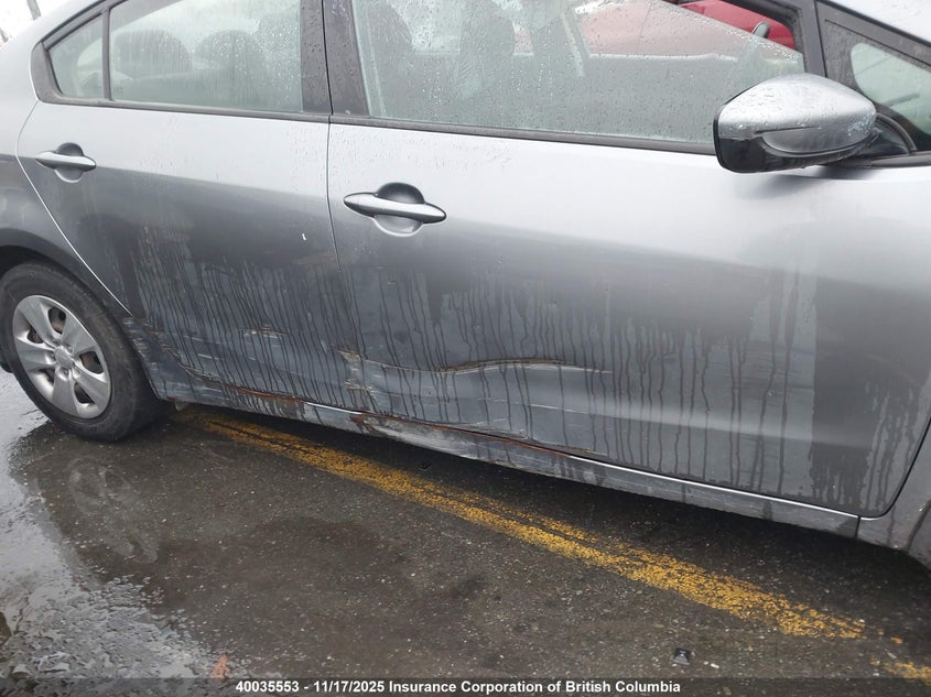 2018 Kia Forte VIN: 3KPFK4A70JE252959 Lot: 40035553