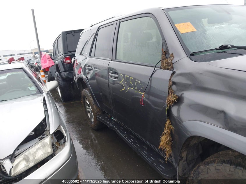 JTEBU5JR6H5422808 2017 TOYOTA 4RUNNER photo no. 13