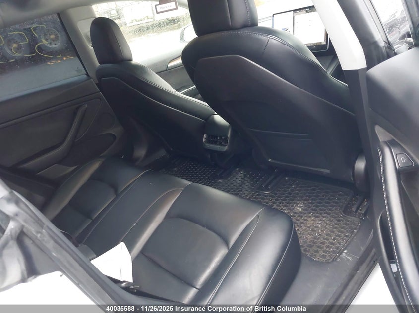 2021 Tesla Model 3 VIN: 5YJ3E1EAXMF985193 Lot: 40035588