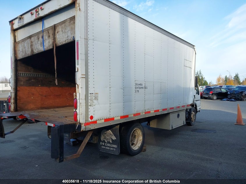 J8DE5B16567903054 2006 GMC  photo no. 4