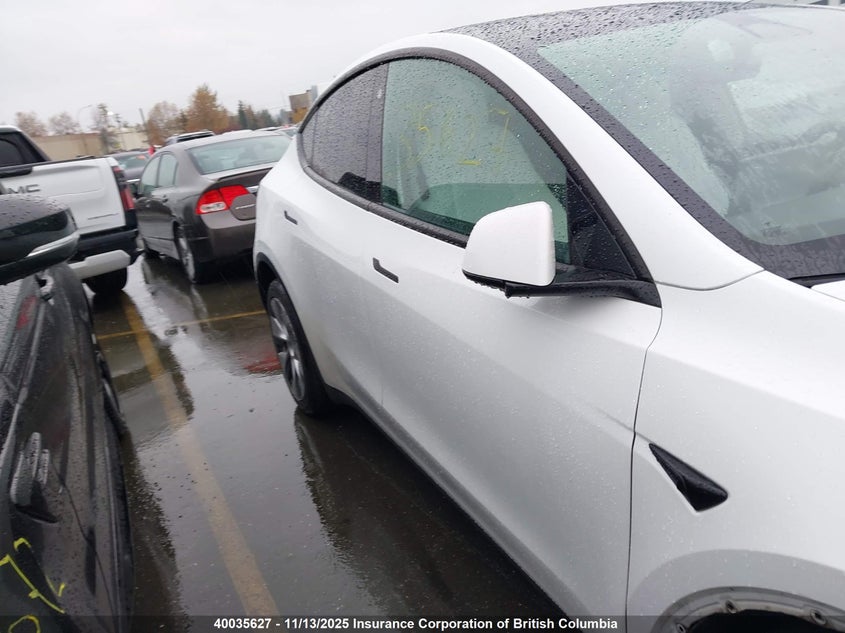 7SAYGDEE9PF648638 2023 TESLA MODEL Y photo no. 13