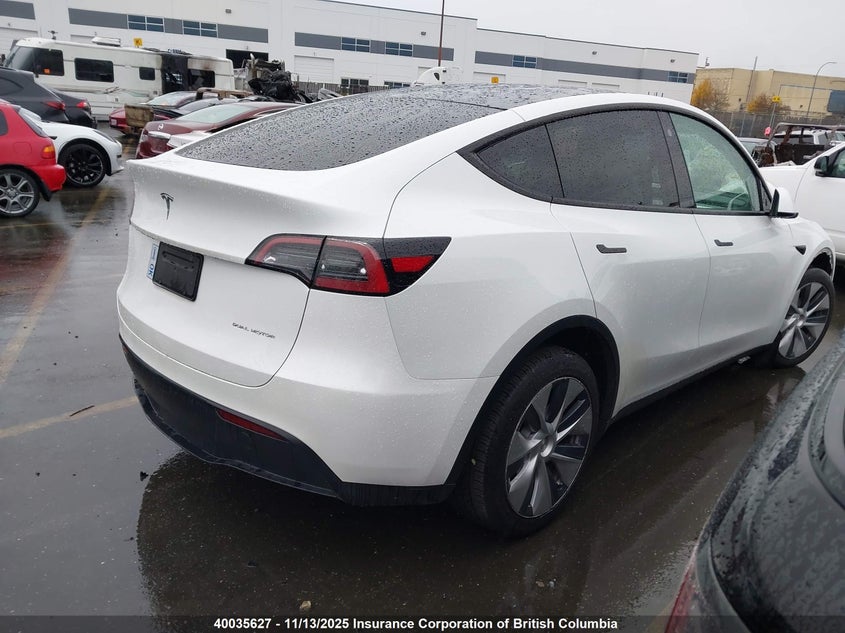 7SAYGDEE9PF648638 2023 TESLA MODEL Y photo no. 4