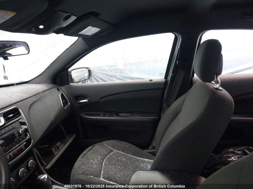 1C3BC1FB6BN549534 2011 CHRYSLER 200 photo no. 5