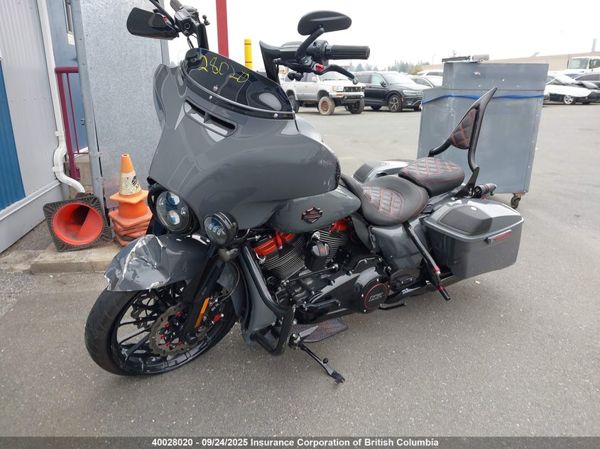 5HD1PXLA5JB955130 2018 HARLEY-DAVIDSON STREET GLIDE photo no. 2