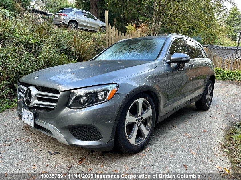 WDC0G4KB5HF225387 2017 MERCEDES-BENZ GLC photo no. 2