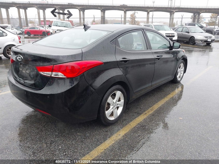 5NPDH4AE9DH162455 2013 HYUNDAI ELANTRA photo no. 4