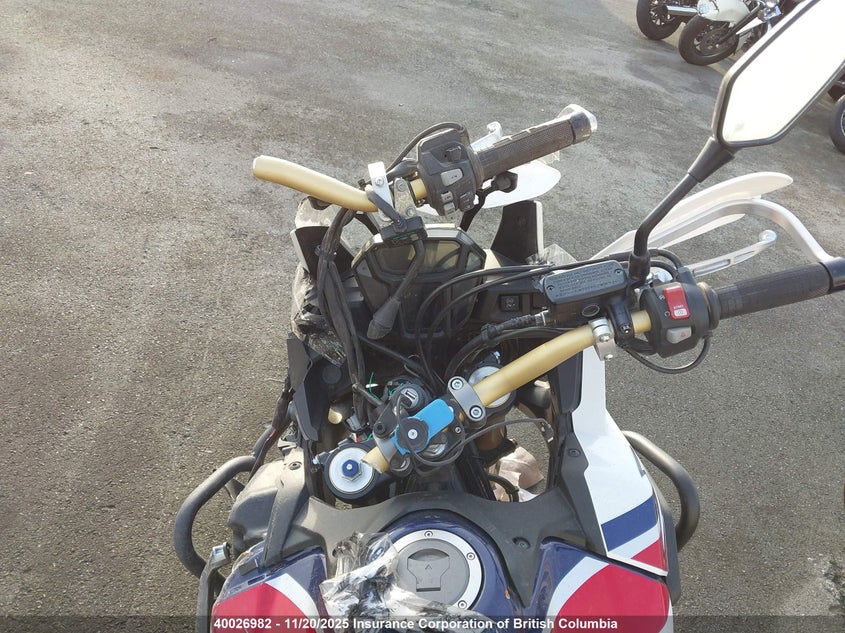 JH2SD04E3HK000102 2017 HONDA CRF photo no. 12