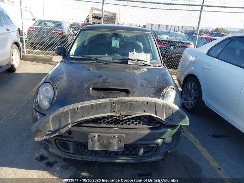 WMWSV3C57BTY14745 2011 MINI COOPER photo no. 13