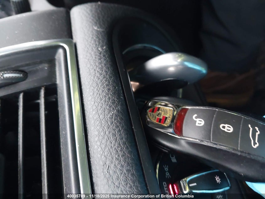 WP1AA2A53JLB05119 2018 PORSCHE MACAN photo no. 11