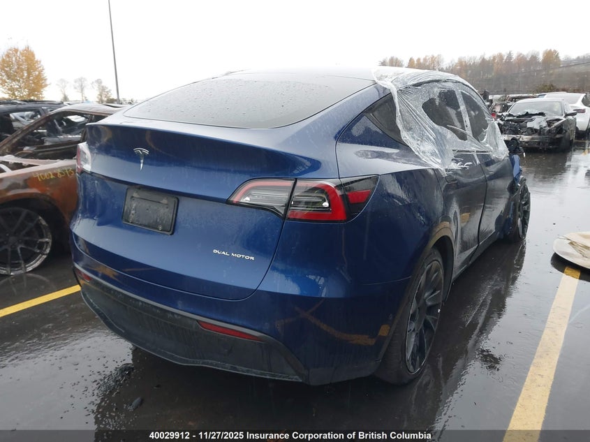 7SAYGDEE1NF490132 2022 TESLA MODEL Y photo no. 4