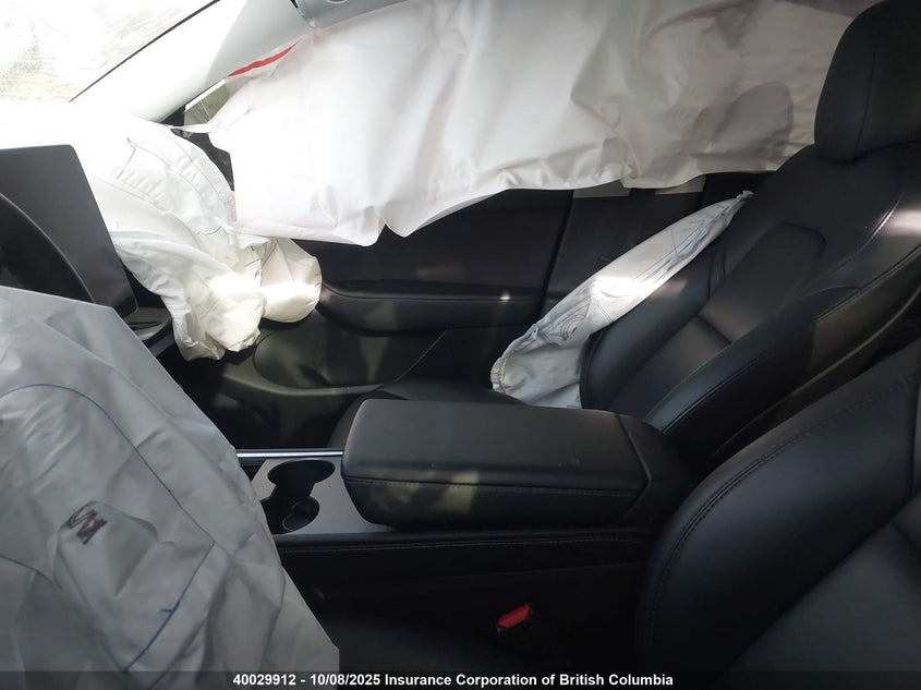 7SAYGDEE1NF490132 2022 TESLA MODEL Y photo no. 5