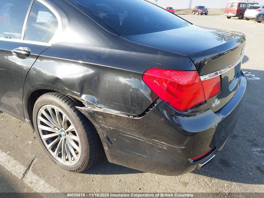 2009 BMW 750I VIN: WBAKA83579CY33136 Lot: 40035819