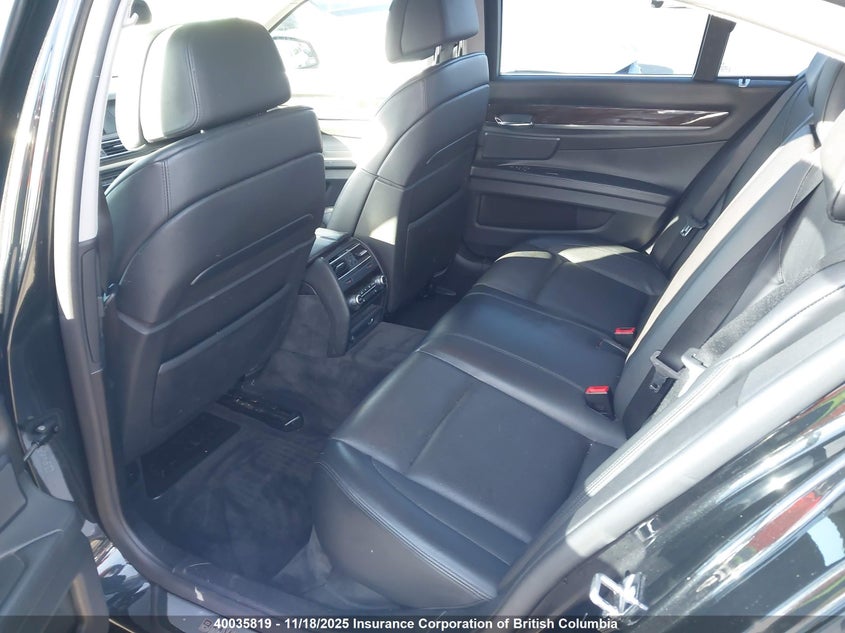 2009 BMW 750I VIN: WBAKA83579CY33136 Lot: 40035819