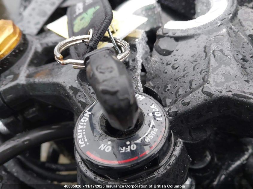 ML5ZXCP19PDA00372 2023 KAWASAKI ZX photo no. 10