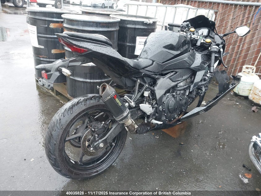 ML5ZXCP19PDA00372 2023 KAWASAKI ZX photo no. 4