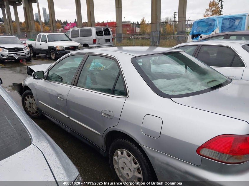 1HGCG56421A807214 2001 HONDA ACCORD photo no. 14