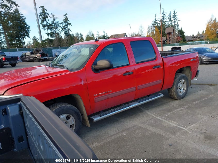 3GCPKSE74CG110513 2012 CHEVROLET SILVERADO photo no. 2