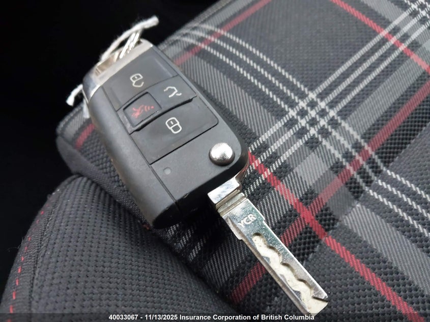 3VW6T7AUXKM004291 2019 VOLKSWAGEN GTI photo no. 11