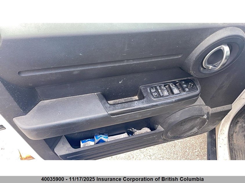 1D8GU28K57W653601 2007 DODGE NITRO photo no. 5
