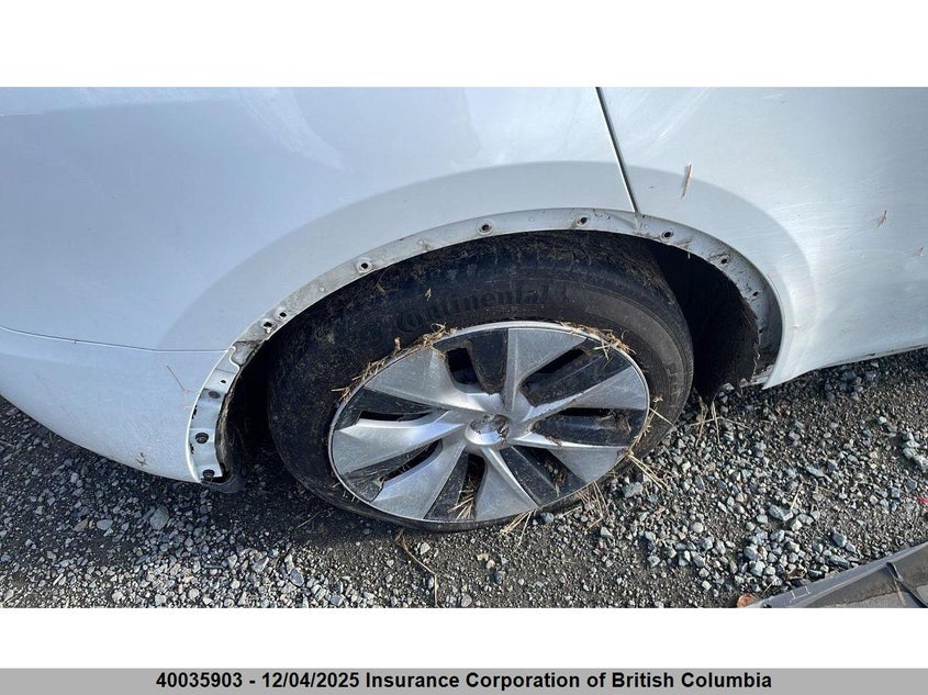 7SAYGDEE9PF773686 2023 TESLA MODEL Y photo no. 9