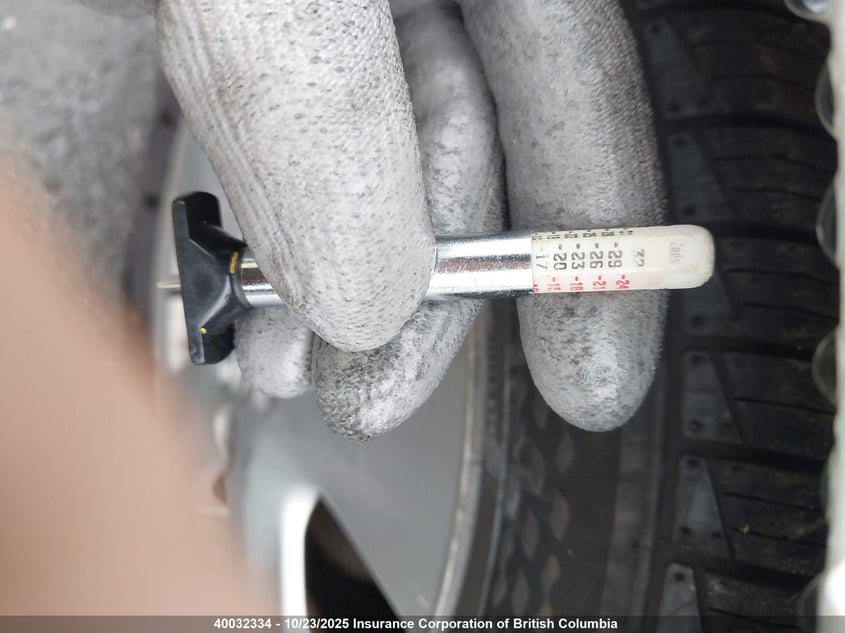 JTDKT923175067828 2007 TOYOTA YARIS photo no. 19