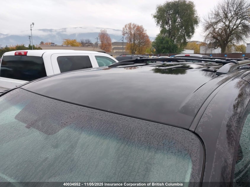 5TDJK3DC8BS008626 2011 TOYOTA SIENNA photo no. 9