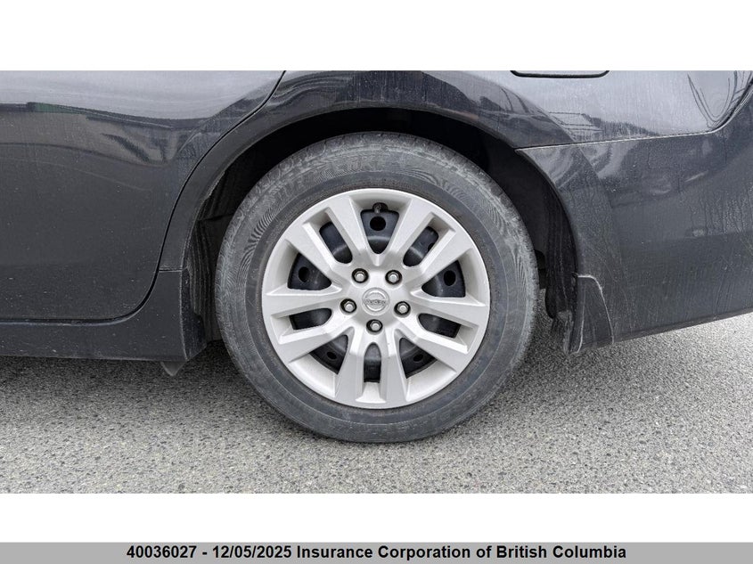 1N4AL3AP4HN351748 2017 NISSAN ALTIMA photo no. 4