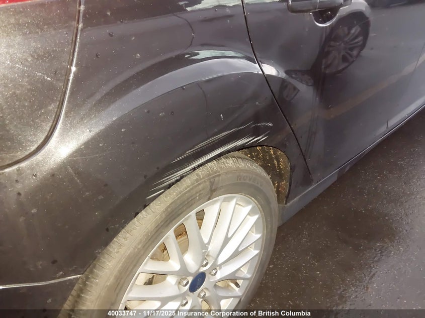 1FAHP3M20CL379764 2012 FORD FOCUS photo no. 19